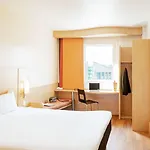 Отель Ibis 2*