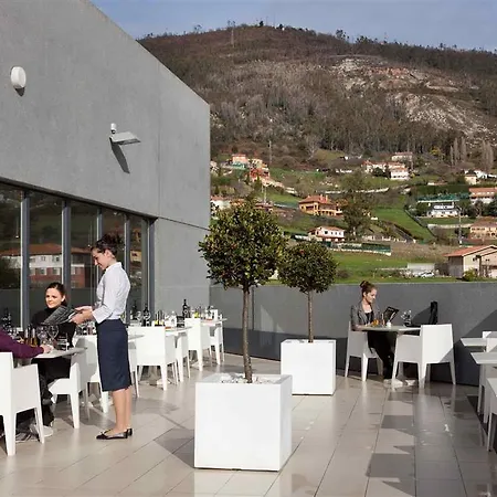 Ibis 2* Oviedo