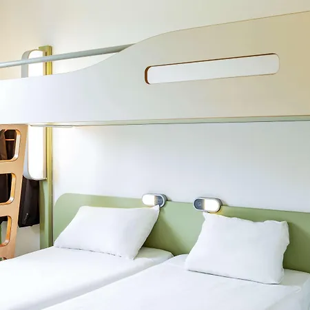 Ibis Oviede