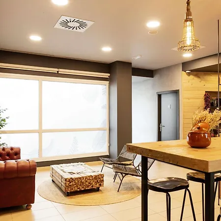 Ibis 2* Οβιέδο