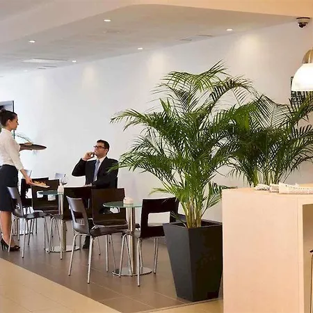 Ibis Otel
