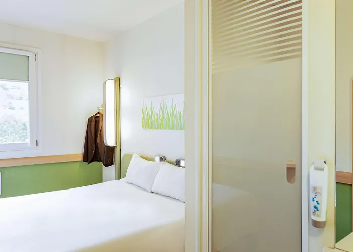 Ibis 2* Οβιέδο