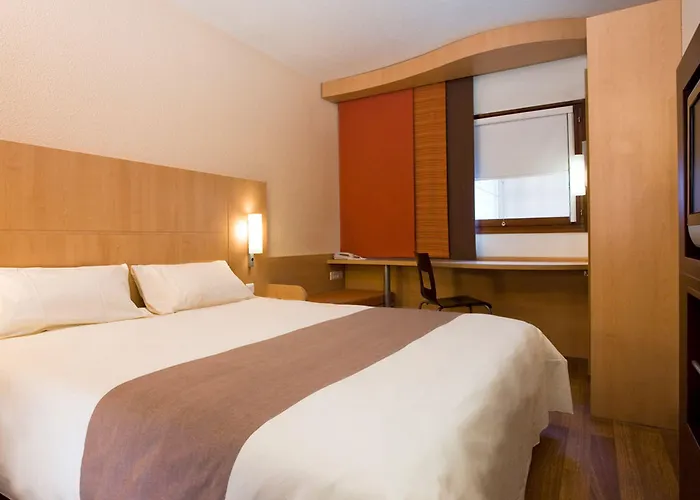 Ibis 2* Οβιέδο